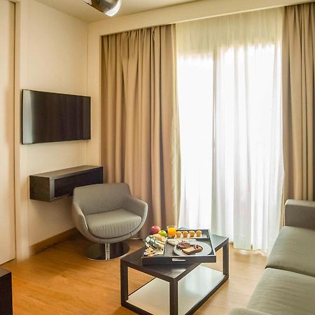 Novotel Salerno Est Arechi Exteriör bild