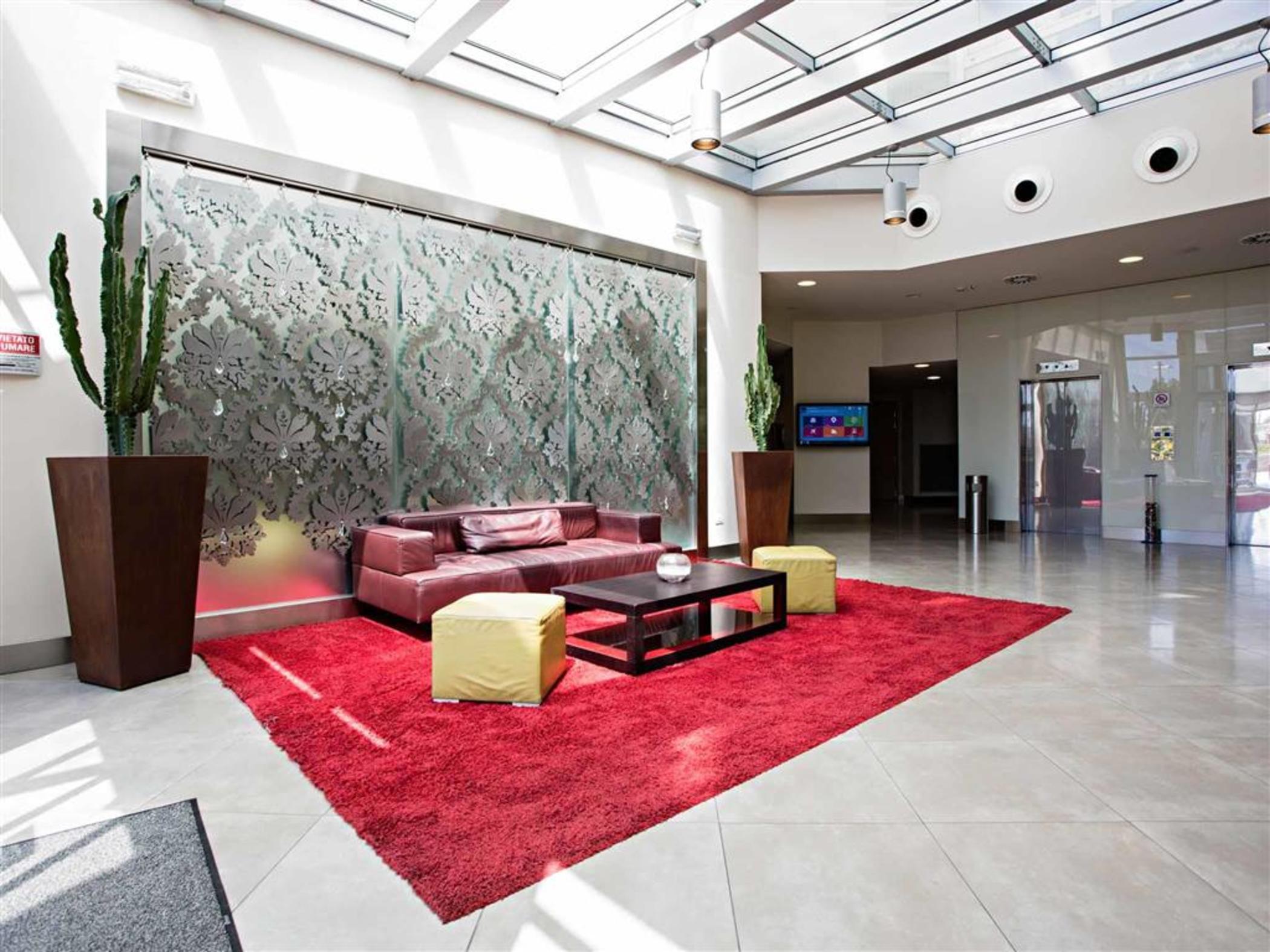 Novotel Salerno Est Arechi Exteriör bild